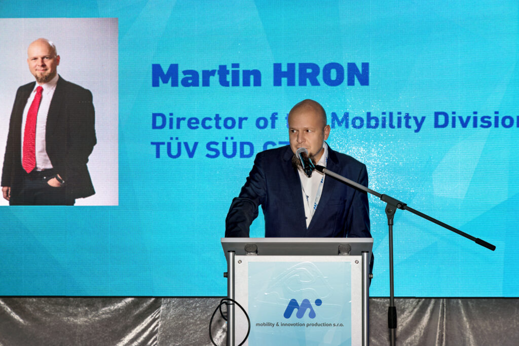 martin-hron